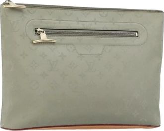 Louis Vuitton Pre-owned Clutches, female, Gray, Size: ONE SIZE Pre-owned Canvas Clutch
