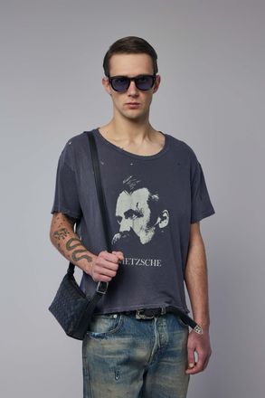 Enfants Riches Deprimes Nietzsche T-Shirt