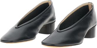 Le Monde Beryl Black Smooth Leather Pumps