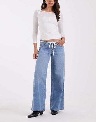 Hollister jeans baggy a vita bassa con dettaglio in vita da annodare, lavaggio medio-Grigio