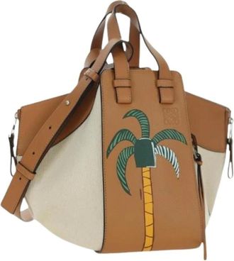 Loewe Pre-owned Handbags, female, Beige, Size: ONE SIZE Pre-owned Hand Bag