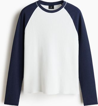 H&M Shirt aus Waffeljersey in Regular Fit - Dunkelblau/Colourblocking