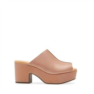 Chocolat Blu Womens Gadis Platform Sandal In Camel Leather