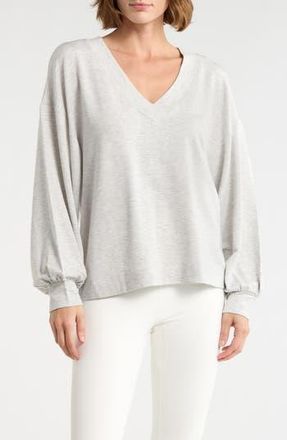 Travis Mathew VIP Treatment Long Sleeve T-Shirt in Heather Light Grey at Nordstrom Rack, Size Medium