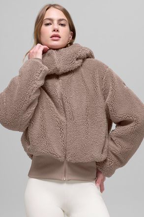 Alo | Foxy Sherpa Jacket in Chai Latte Brown, Size: Medium