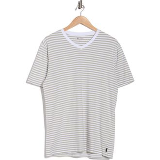 AG - Adriano Goldschmied Bryce V-Neck Cotton T-Shirt in True White/silver Pine at Nordstrom Rack, Size Xx-Large
