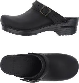 Dansko FOOTWEAR - Mules & Clogs sur YOOX.COM