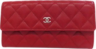 Chanel Matelasse Red Color Leather Long Wallet (Bi-Fold) (Pre-Owned)
