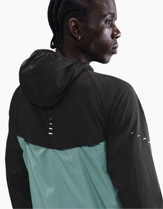 Nike Mens Stride Jacket - Black - Size: 40/Regular