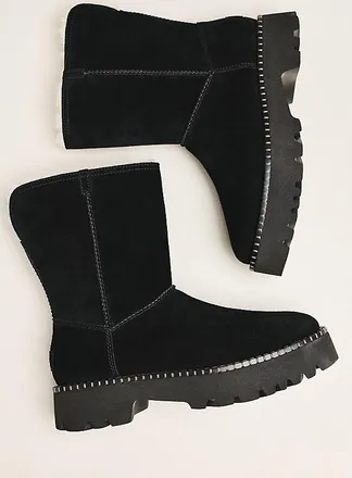 UGG Uptowner Short Boots