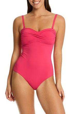Sea Level Australia Essentials Edit Twist One-Piece Swimsuit in Roseberry at Nordstrom Rack, Size 6 Us / 10 Au