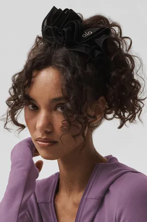 Alo | Mesh Sweet Nothing Oversize Scrunchie in Black