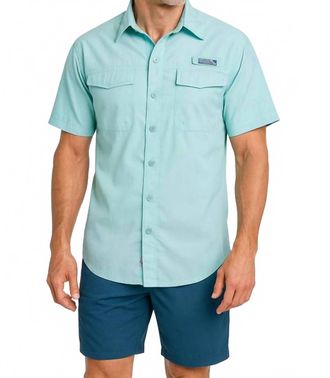 Hook & Tackle Coastline Short Sleeve Shirt In Beach Glass