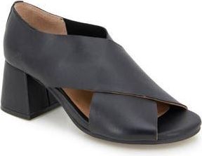 Gentle Souls Yvette Sandal in Black Leather at Nordstrom Rack, Size 5.5