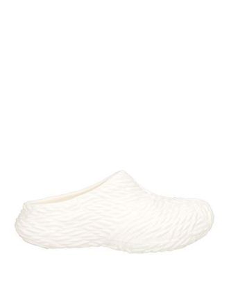Emporio Armani CALZADO - Mules & Zuecos en YOOX.COM