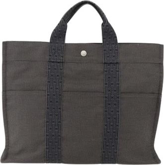 Herm&egrave;s Pre-owned Tote Bags, female, Gray, Size: ONE SIZE Pre-owned Fourre-tout herline