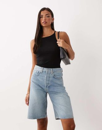 Arket shorts in denim vestibilit&agrave; ampia lavaggio chiaro blu