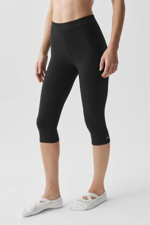 Alo Alosoft High-Waist Iconic 90s Capri Pants in Black, Size: Medium