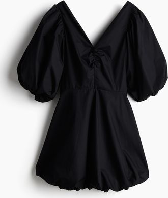 H&M Bauschiges Kleid mit Bindebändern - Schwarz