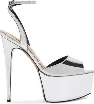 Alexandre Vauthier Sandalen met metallic afwerking - Zilver
