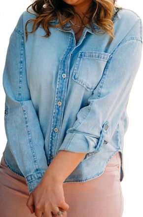 Kut from the Kloth Leighton Button Down With Patch Shirt In Light Wash