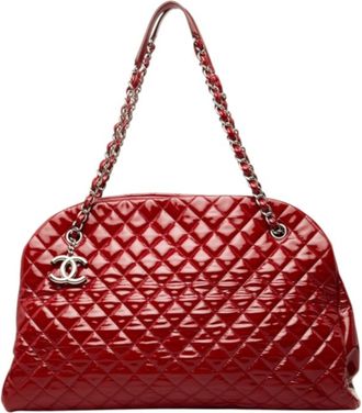 Chanel Red Color Leather Shoulder Bag Tote Bag (Pre-Owned)