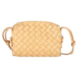 Bottega Veneta Pre-owned Mini Intrecciato Loop Camera Crossbody Bag - Dames - Pre-owned - Beige - Maat: ONE Size Leer