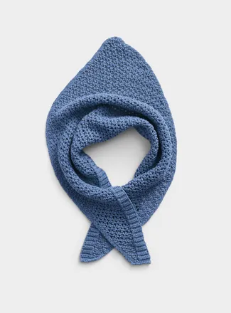 Le 31 Mens Crocheted triangle scarf