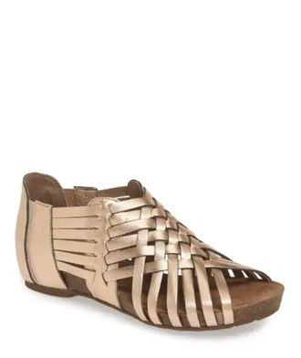 Chocolat Blu Womens Vivenne Sandal In Rose Gold