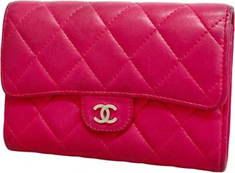Chanel Pink Leather Wallet (Bi-Fold) (Pre-Owned)