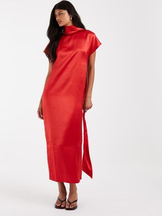 Asos vestito lungo in raso con collo alto e sciarpa rosso