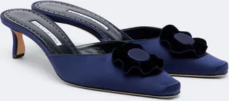Manolo Blahnik Caulon floral-appliqu&eacute; silk satin mules