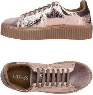 Guess FOOTWEAR - Trainers sur YOOX.COM