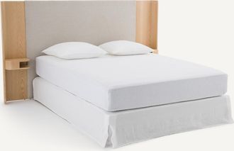 AM.PM Eiken gefineerd hoofdbord met ge&iuml;ntegreerde nachtkastjes Abbas