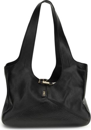 Chlo&eacute; Shoulder Bags