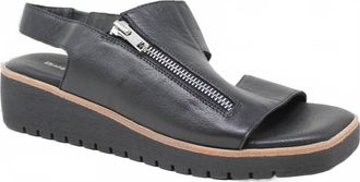 Django & Juliette Womens Kemma Platform Sandals In Black Leather