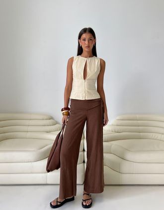 Princess Polly Silver Moon - Pantaloni a fondo ampio marroni in misto lino con laccetti laterali-Marrone