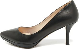 Prada Pumps a punta - Nero