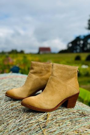 Söfft Womens Marley Boot In Hazelwood