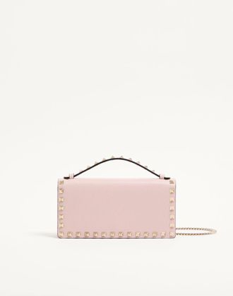 Valentino Garavani Rockstud Wallet With Chain In Grainy Calfskin Wo