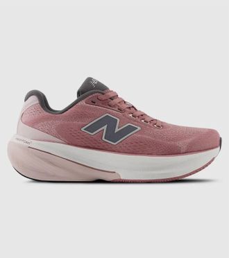 New Balance Womens 860V15 Shoe In Pink/grey