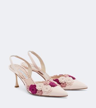 Manolo Blahnik Salones destalonados Svemutlasi florales