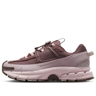 Nike (WMNS) Nike Air Zoom Vomero 5 Roam Particle Rose Silt Red HQ2181-501