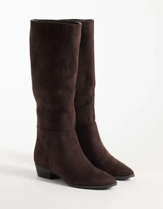 New Look stivale al ginocchio a punta in camoscio sintetico marrone