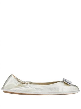 Ferragamo Womens Nomadic Stories Ballet Flats In Beige