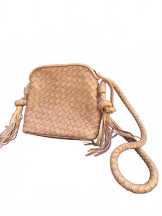 Sole Womens Dani Leather Crossbody Bag In Cream