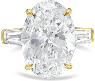 Diana M. Jewels 18kt yellow gold 12ct lab grown oval diamond ring with baguettes on the sides
