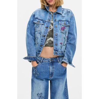 Desigual Embroidered Detail Denim Trucker Jacket in Medium Blue at Nordstrom, Size Small