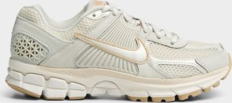 Nike Womens Beige and white Zoom Vomero 5 sneakers Women