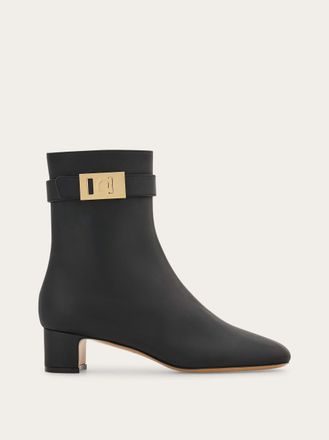 Ferragamo Women Hug buckle ankle boot Black Size 2.5